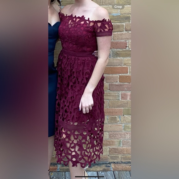 Chi Chi London dress - Picture 2 of 3